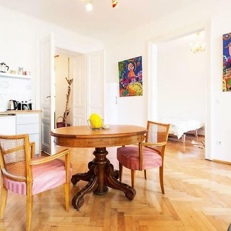 Das Schonbrunn Apartment! เวียนนา ภายนอก รูปภาพ